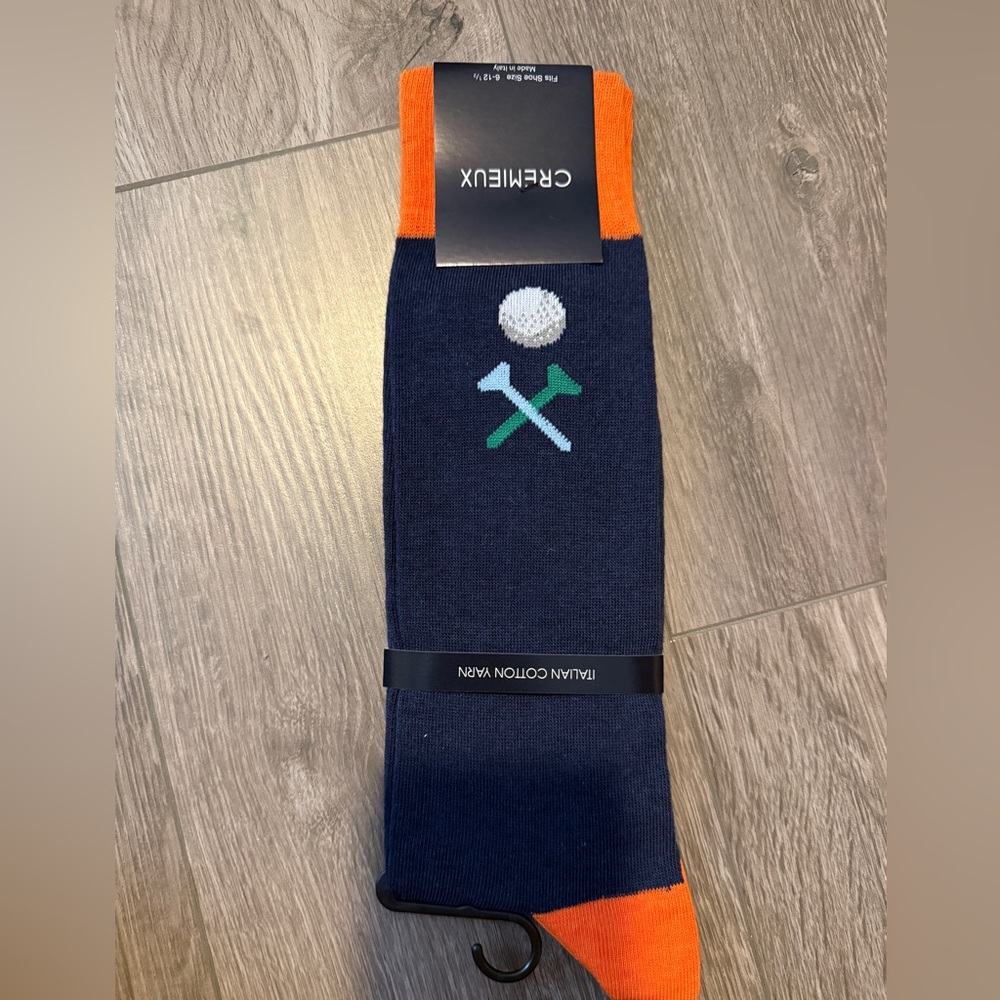 NWT Daniel Cremieux Navy and Orange Golf Socks , Italian cotton